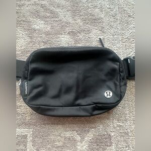 lululemon athletica Everywhere Belt Bag 1L Black